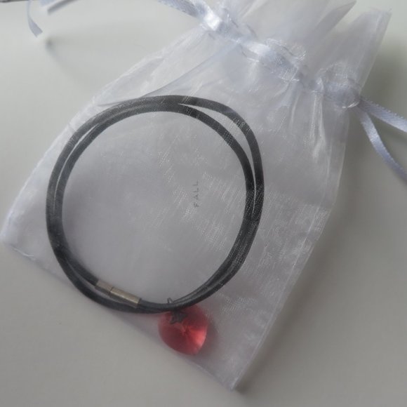 Super Cute Red Heart Crystal On Black Cord Necklace - Picture 3 of 11